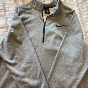 Nike Half-Zip